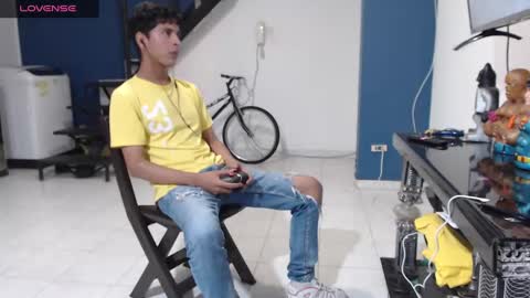 Andres Dean online show from December 31, 11:28 pm