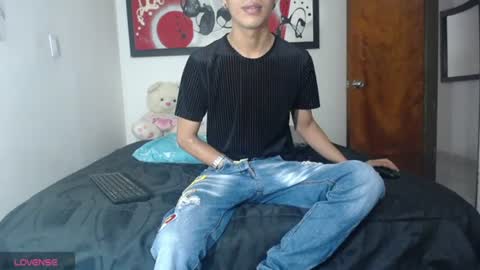 Snapshot of hardsexlove08 chatting on July 31, 5:12 pm Andres Dean online show from July 31, 5:12 pm