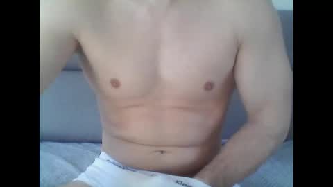 Snapshot of hardwanker75 chatting on March 3, 2:04 pm hardwanker75 online show from March 3, 2:04 pm