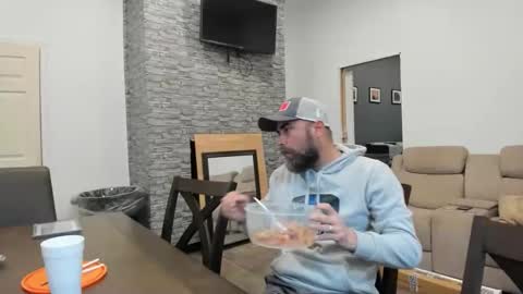 hardworkertn online show from February 19, 4:47 pm