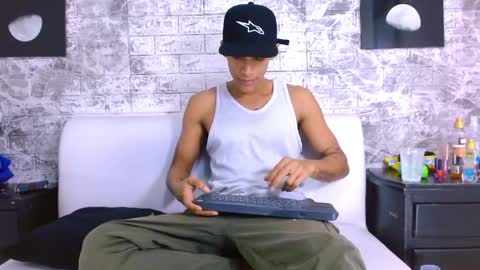 Snapshot of harin_prize chatting on May 17, 5:09 pm harin prize online show from May 17, 5:09 pm