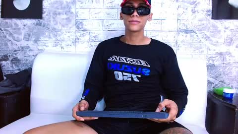 Snapshot of harin_prize chatting on June 3, 2:33 pm harin prize online show from June 3, 2:33 pm
