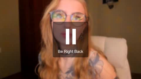 Julia online show from November 15, 5:49 am