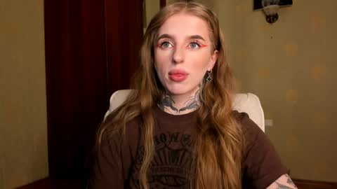 Julia online show from March 6, 5:04 am