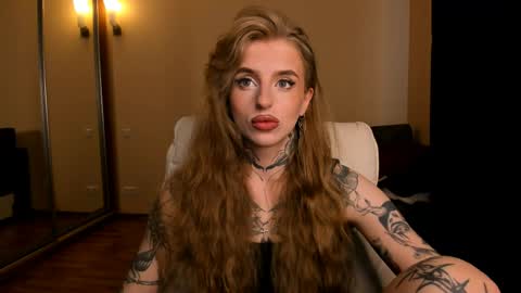 Julia online show from June 5, 5:36 am