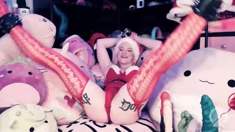 Snapshot of harleylockhart chatting on December 19, 7:26 am Harley Lockhart online show from December 19, 7:26 am