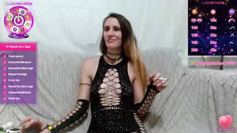 Snapshot of harleyrey6969 chatting on October 15, 8:47 am harleyrey69 online show from October 15, 8:47 am