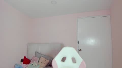 Snapshot of harmony_murr chatting on January 20, 4:34 pm vanessa online show from January 20, 4:34 pm