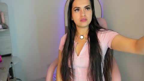 Snapshot of harmony_murr chatting on November 3, 11:33 am vanessa online show from November 3, 11:33 am