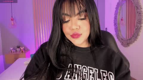Snapshot of harmonybabe_ chatting on January 10, 8:59 pm Harmony online show from January 10, 8:59 pm
