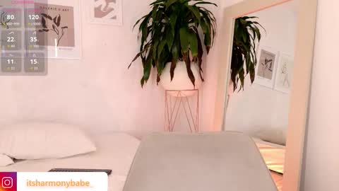 Snapshot of harmonybabe_ chatting on October 17, 11:57 am Harmony online show from October 17, 11:57 am
