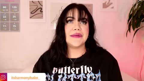 Snapshot of harmonybabe_ chatting on October 22, 7:46 pm Harmony online show from October 22, 7:46 pm