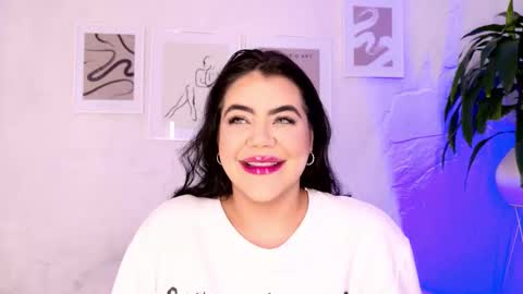 Snapshot of harmonybabe_ chatting on November 1, 7:38 pm Harmony online show from November 1, 7:38 pm