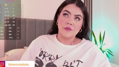 Snapshot of harmonybabe_ chatting on May 12, 9:01 pm Harmony online show from May 12, 9:01 pm