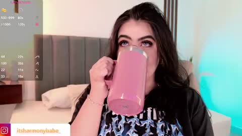 Snapshot of harmonybabe_ chatting on July 14, 8:36 pm Harmony online show from July 14, 8:36 pm