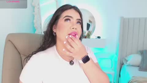 Snapshot of harmonybabe_ chatting on August 1, 7:46 pm Harmony online show from August 1, 7:46 pm