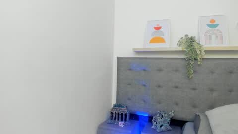 Snapshot of harper_brown1 chatting on October 29, 2:25 am Harper online show from October 29, 2:25 am