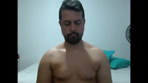 Snapshot of harry_goldenmillerx10fun chatting on November 18, 10:25 pm Harry online show from November 18, 10:25 pm