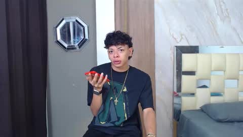 Harry online show from March 10, 11:10 pm