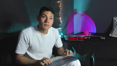  ... online show from October 8, 4:37 pm