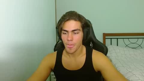 harryking1 online show from October 14, 10:43 pm