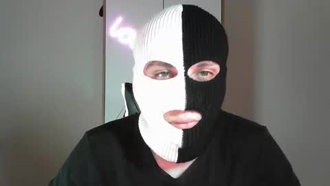 Snapshot of harvey6dent6 chatting on March 30, 7:37 pm Two-Face online show from March 30, 7:37 pm