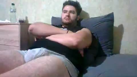 Snapshot of hasabigonev14 chatting on July 30, 11:42 am THEBIGONEV14 online show from July 30, 11:42 am