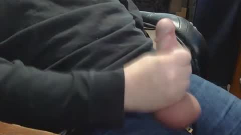Snapshot of hashtagsorcerer chatting on January 13, 5:07 pm boner man online show from January 13, 5:07 pm
