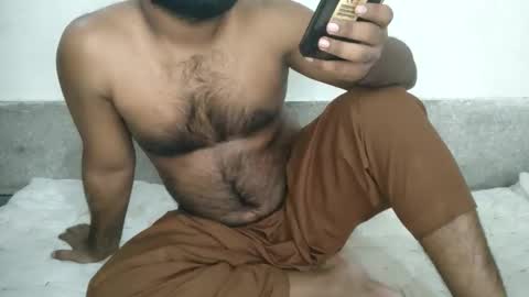 Snapshot of hasib212 chatting on October 29, 11:23 am Mr. Devil online show from October 29, 11:23 am