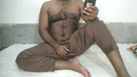 Snapshot of hasib212 chatting on November 12, 9:32 am Mr. Devil online show from November 12, 9:32 am