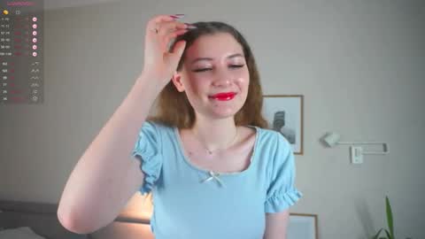 Snapshot of hasta_la_kissy chatting on November 11, 5:40 am Mary online show from November 11, 5:40 am