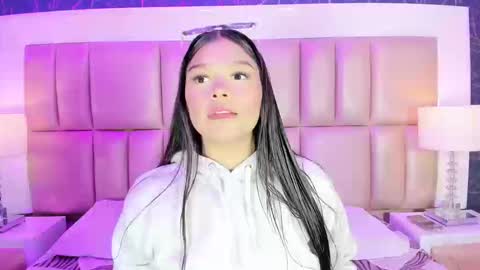 Snapshot of hatsajones chatting on January 17, 4:17 am hatsajones online show from January 17, 4:17 am