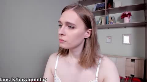 Mia online show from January 10, 6:15 am