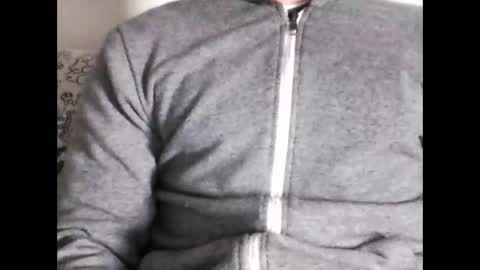 Snapshot of havier282874 chatting on November 15, 8:00 am havier282874 online show from November 15, 8:00 am