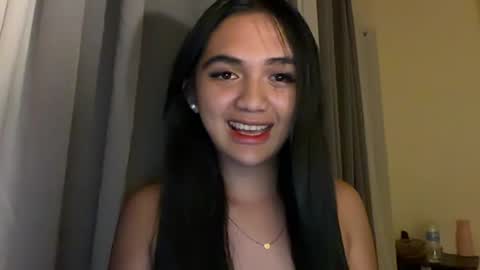 Snapshot of hawadiha chatting on July 6, 12:24 pm LIX online show from July 6, 12:24 pm