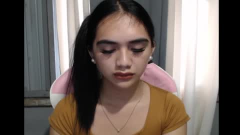 Snapshot of hawadiha chatting on July 15, 12:27 am LIX online show from July 15, 12:27 am