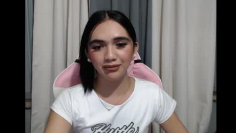 Snapshot of hawadiha chatting on July 15, 12:32 pm LIX online show from July 15, 12:32 pm