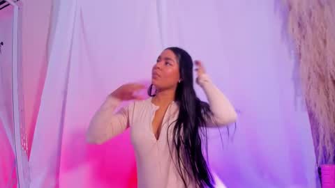 Hayami  online show from October 1, 12:33 pm