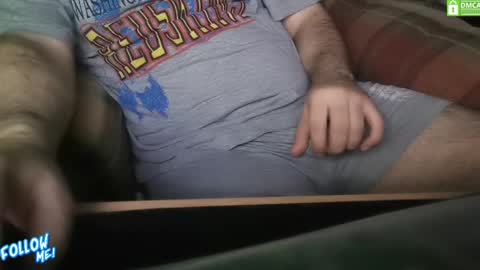 Snapshot of haydarcum chatting on January 8, 4:23 am ZhongLi online show from January 8, 4:23 am