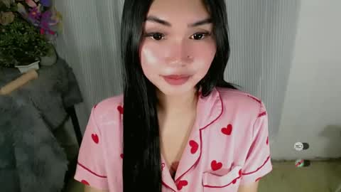Snapshot of haylee_slut chatting on June 19, 10:19 am haylee online show from June 19, 10:19 am