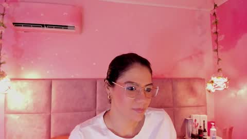 haylenpark online show from October 26, 9:59 am