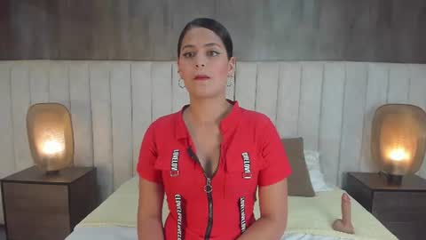 Hayli  online show from June 17, 7:37 pm