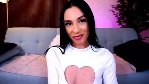 Snapshot of hayliemilf chatting on January 5, 11:15 am Haylie online show from January 5, 11:15 am