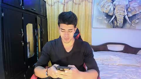 Snapshot of hazbinstudio chatting on November 27, 2:19 pm hazbinstudio online show from November 27, 2:19 pm