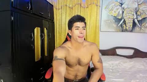 Snapshot of hazbinstudio chatting on November 29, 8:34 pm hazbinstudio online show from November 29, 8:34 pm