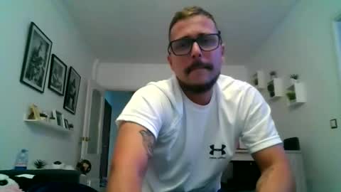 Snapshot of haze_john chatting on March 5, 4:36 pm haze_john online show from March 5, 4:36 pm