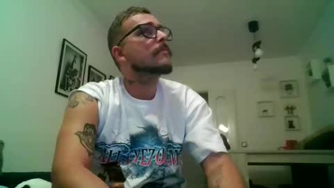 Snapshot of haze_john chatting on March 14, 7:41 pm haze_john online show from March 14, 7:41 pm