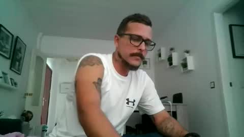 Snapshot of haze_john chatting on March 23, 11:47 am haze_john online show from March 23, 11:47 am