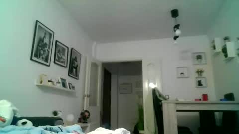 haze_john online show from April 11, 1:32 am