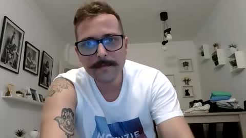 haze_john online show from April 25, 9:34 pm